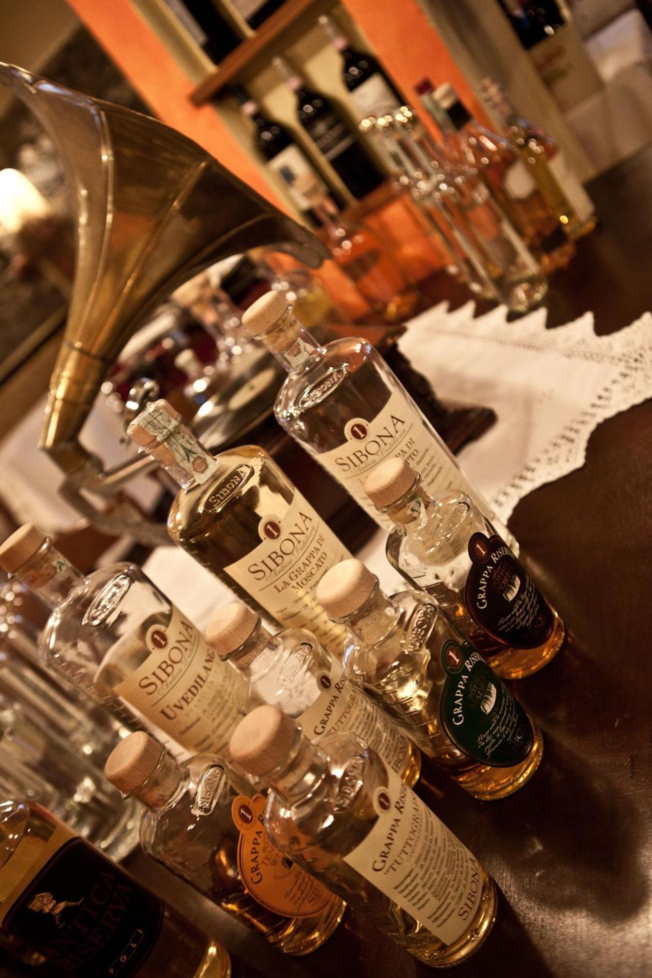 Locanda Sant' Anna Argegno Eksteriør billede