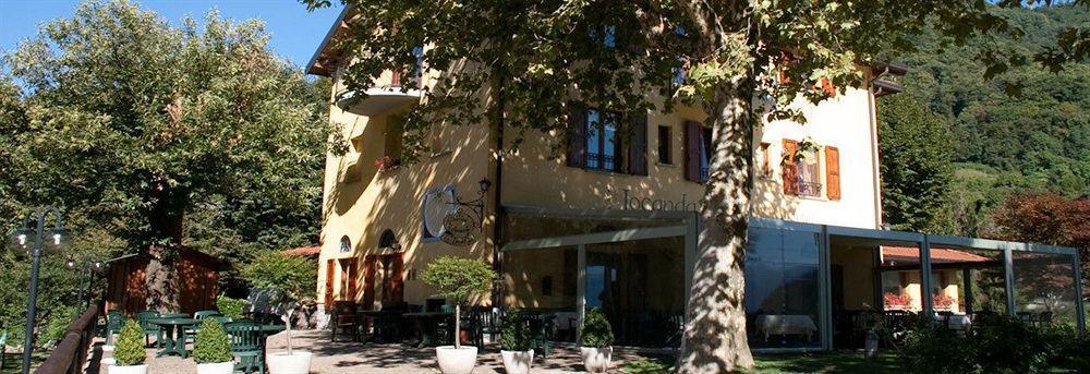 Locanda Sant' Anna Argegno Eksteriør billede